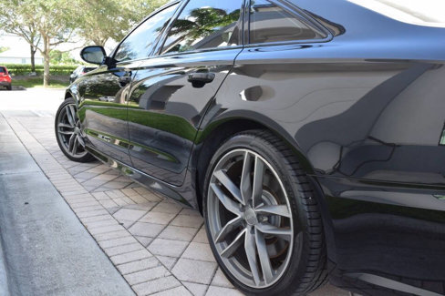 Used 2017 Audi S6 Premium Plus image 25