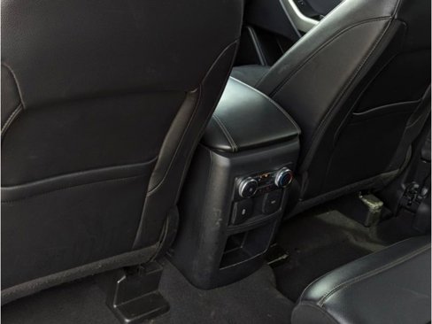 Used 2021 Ford Explorer Limited image 28