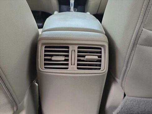 Used 2016 Nissan Rogue SL w/ SL Premium Package image 17