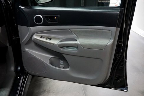 Used 2009 Toyota Tacoma X-Runner image 69