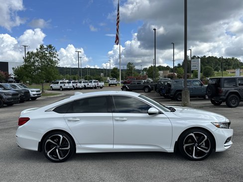 Used 2020 Honda Accord Sport image 8