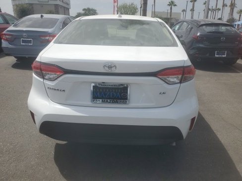 Used 2024 Toyota Corolla LE image 6
