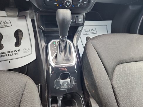 Used 2021 Jeep Renegade Latitude image 21