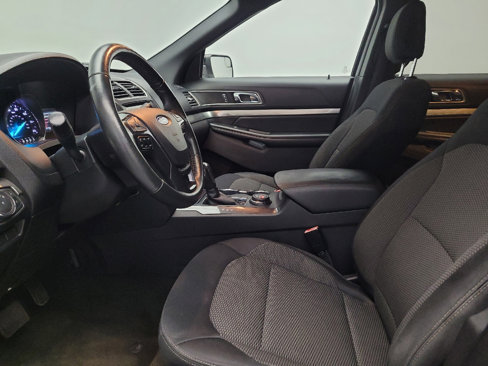 Used 2018 Ford Explorer XLT w/ Equipment Group 201A image 17