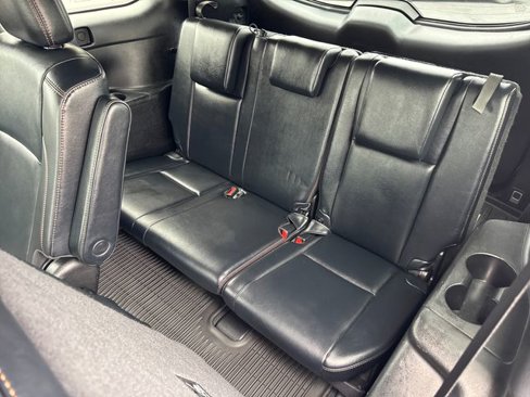 Used 2019 Toyota Highlander XLE image 14
