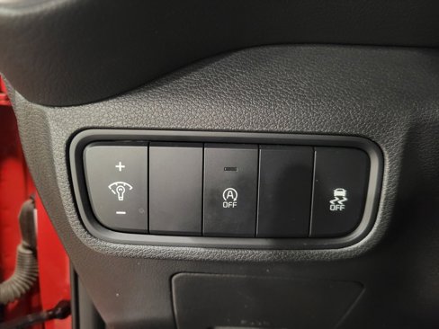 Used 2022 Kia Soul LX image 11