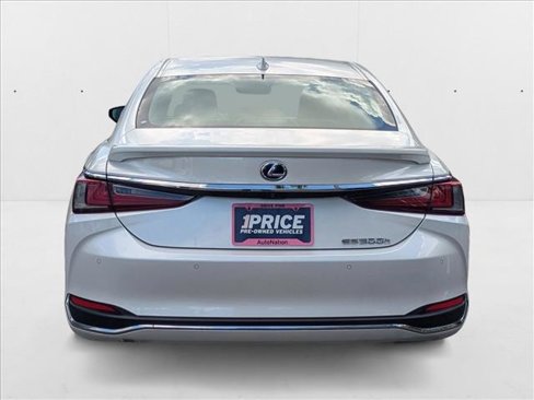 Used 2021 Lexus ES 300h w/ Premium Package image 6