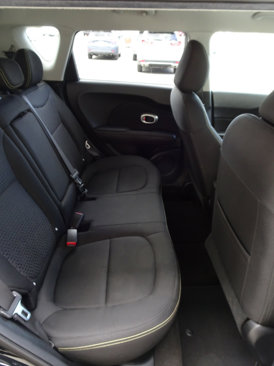 Used 2016 Kia Soul + image 14