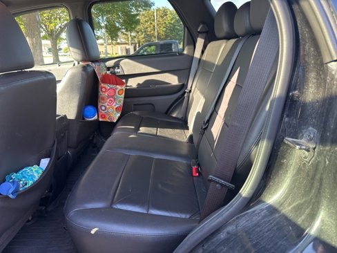 Used 2011 Ford Escape Limited w/ 302A Rapid Spec Order Code image 9