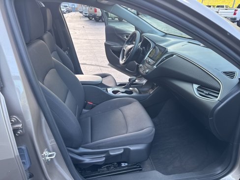 Certified 2022 Chevrolet Malibu LS image 17