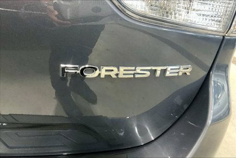 Used 2020 Subaru Forester Limited w/ Popular Package #3 image 8
