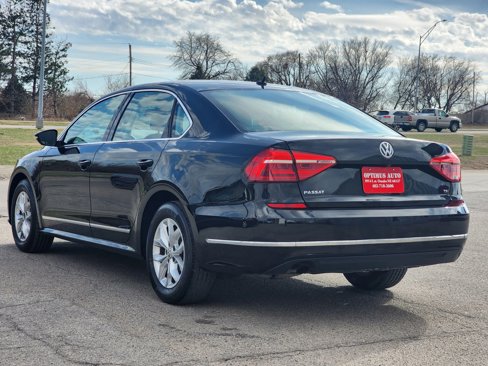 Used 2016 Volkswagen Passat 1.8T S image 7