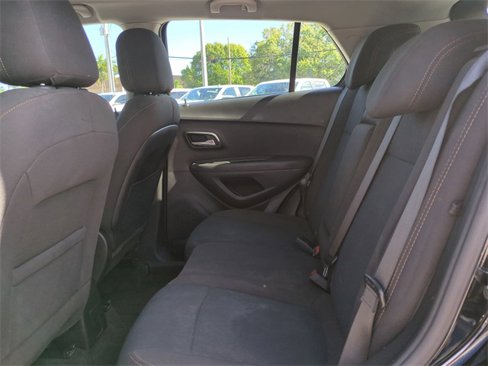 Used 2020 Chevrolet Trax LS image 15