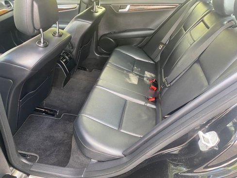 Used 2012 Mercedes-Benz C 300 Sport image 17
