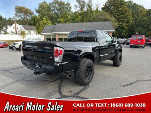 Used 2021 Toyota Tacoma TRD Sport image 6