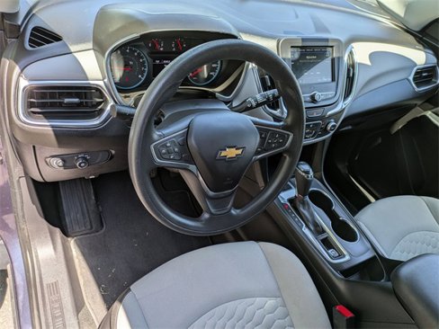 Used 2019 Chevrolet Equinox LS w/ LS Convenience Package image 9
