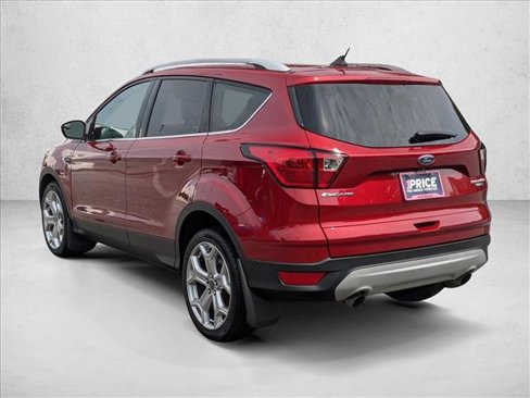 Used 2019 Ford Escape Titanium image 8