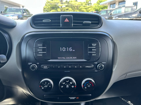 Used 2018 Kia Soul image 15