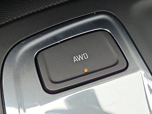 Used 2022 Chevrolet Equinox LT image 23