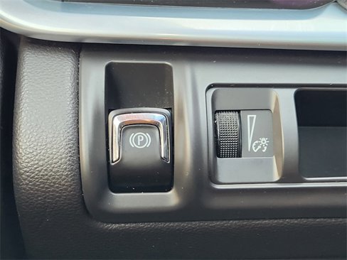 Used 2016 Cadillac XTS Luxury w/ Driver Awareness Package image 27