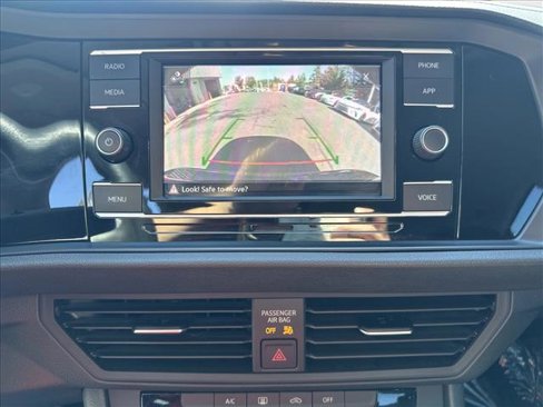 Used 2021 Volkswagen Jetta S image 19