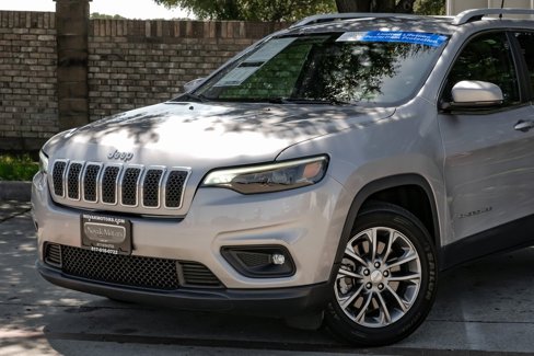 Used 2019 Jeep Cherokee Latitude Plus image 12