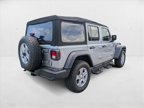 Used 2018 Jeep Wrangler Unlimited Sport S image 5
