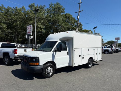 Used 2015 GMC Savana 3500 image 4