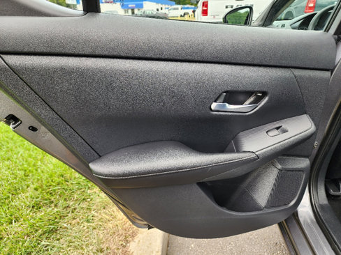 Used 2022 Nissan Sentra S image 32