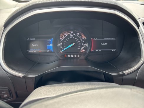 Used 2020 Ford Edge SEL image 20