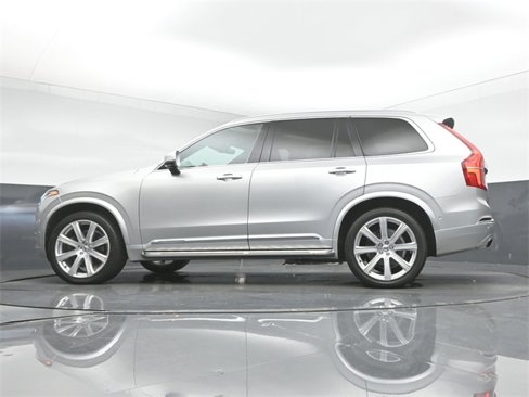 Used 2016 Volvo XC90 T6 Inscription w/ Vision Package image 13