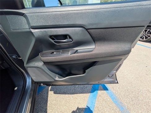 Used 2025 Nissan Kicks S w/ Charging Package image 26