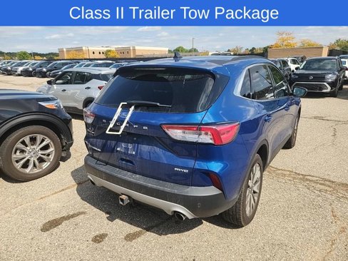 Used 2022 Ford Escape Titanium w/ Class II Trailer Tow Package image 3