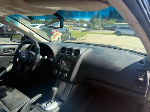 Used 2012 Nissan Altima 3.5 SR w/ 3.5SR Premium Pkg image 12