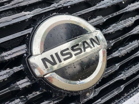 Used 2021 Nissan Rogue SV image 12