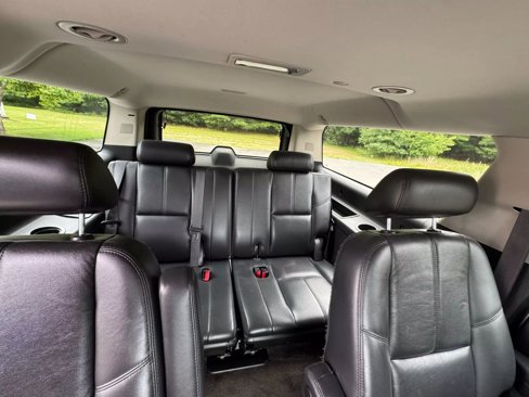 Used 2007 Chevrolet Suburban LTZ w/ LTZ Preferred Equipment Group image 20