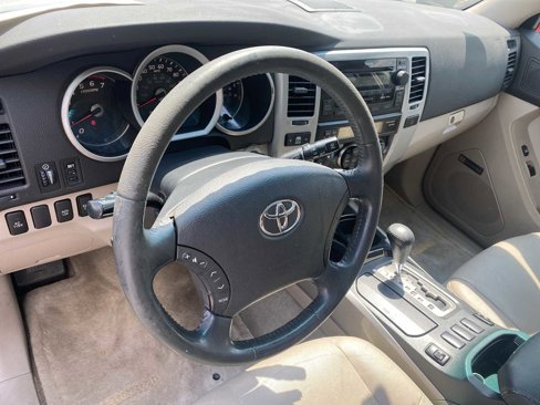 Used 2007 Toyota 4Runner Limited image 10