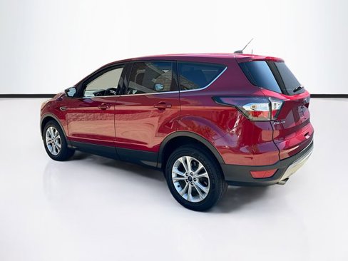 Used 2017 Ford Escape SE image 8