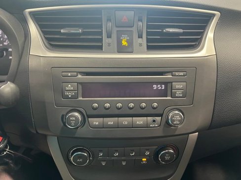 Used 2014 Nissan Sentra SV image 21