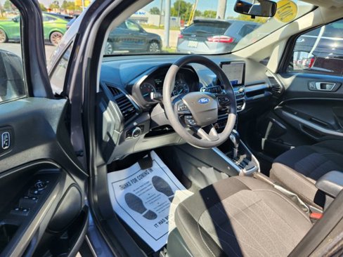 Used 2021 Ford EcoSport SE w/ SE Convenience Package image 2