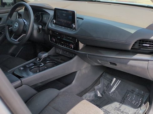 Used 2021 Nissan Rogue SV image 36
