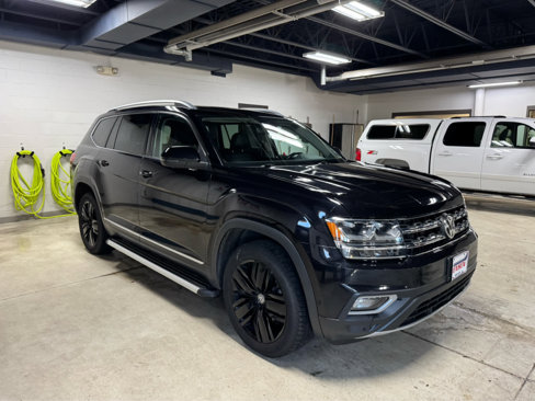 Used 2019 Volkswagen Atlas SEL Premium image 3