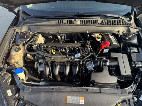 Used 2013 Ford Fusion SE image 9