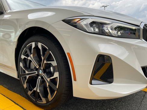 New 2025 BMW 330i Sedan w/ Premium Package image 24