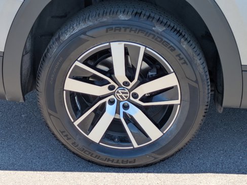 Used 2021 Volkswagen Atlas SE image 9