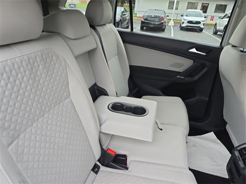 Used 2020 Volkswagen Tiguan S w/ 3rd Row Seat Package image 32