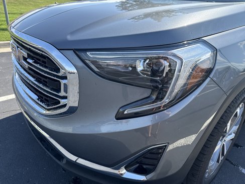 Used 2020 GMC Terrain SLT w/ Preferred Package image 6