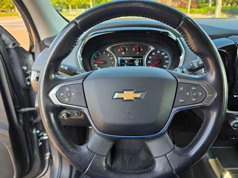 Used 2018 Chevrolet Traverse LT image 23