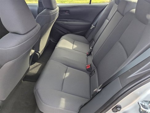 Used 2025 Toyota Corolla LE image 21