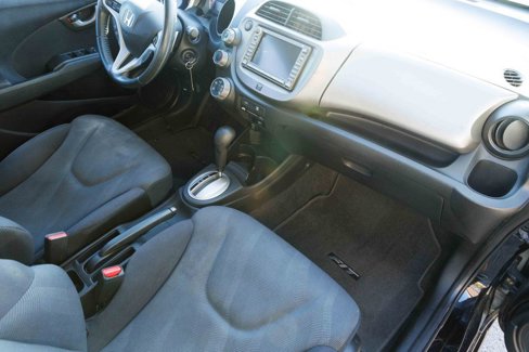 Used 2010 Honda Fit Sport image 25